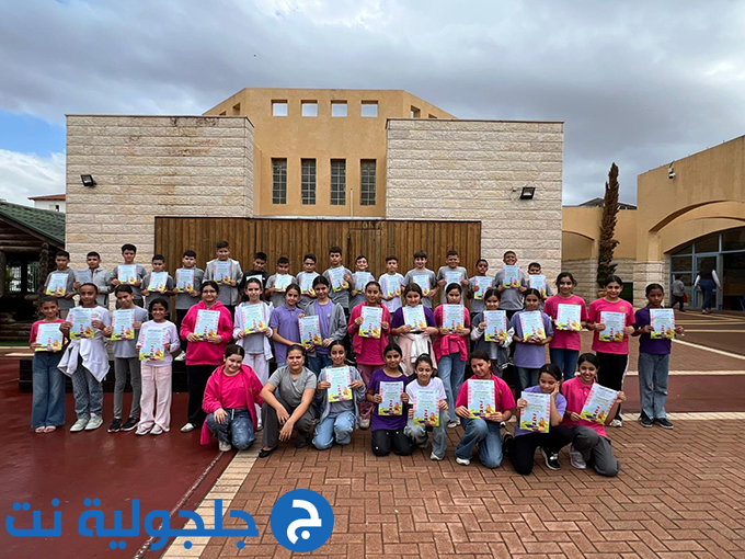 مدرسة أجيال تكرّم كوكبة من ملتزمي الصلاة لشهر أيلول